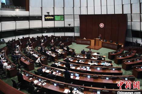 香港完善选举制度条例草案获得通过(图1) 香港完善选举制度条例草案获得通过(图1)