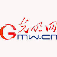 65岁大爷37岁小伙互殴，拘！(图1)